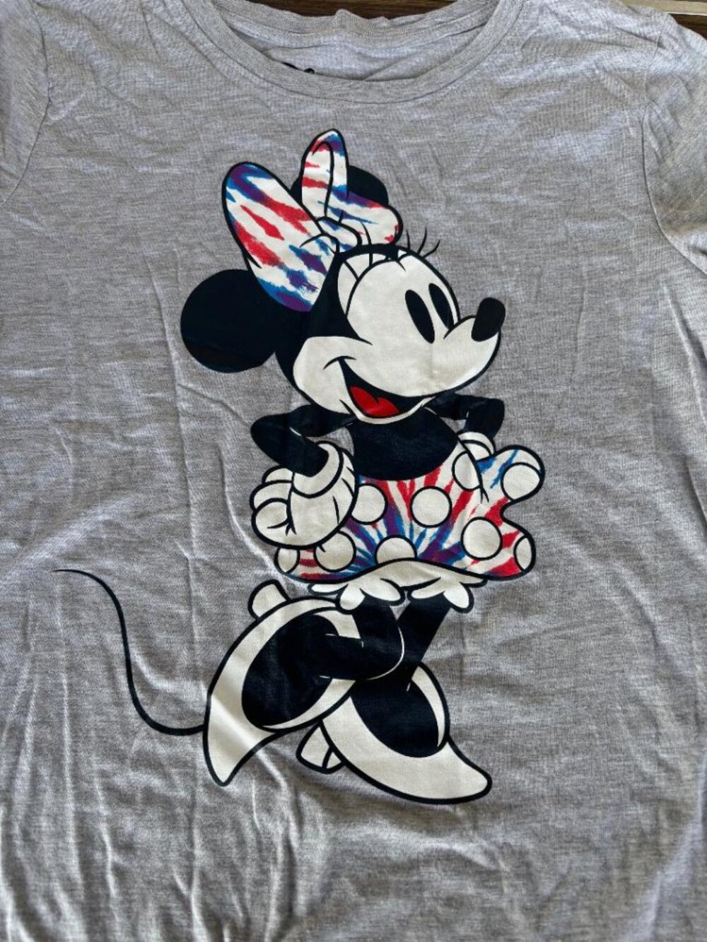 Disney Minnie Mouse Tee Shirt  Size M (Missy)  Gray  Short Sleeves  NWOT